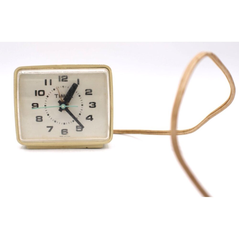 Vintage Timex Electric Alarm Clock Square Face Plug In Glow Hand USA Made